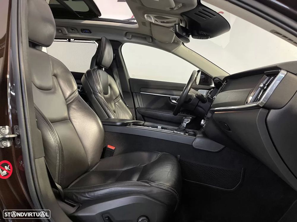 Volvo V90 Cross Country 2.0 D4 Plus AWD Geartronic - 20