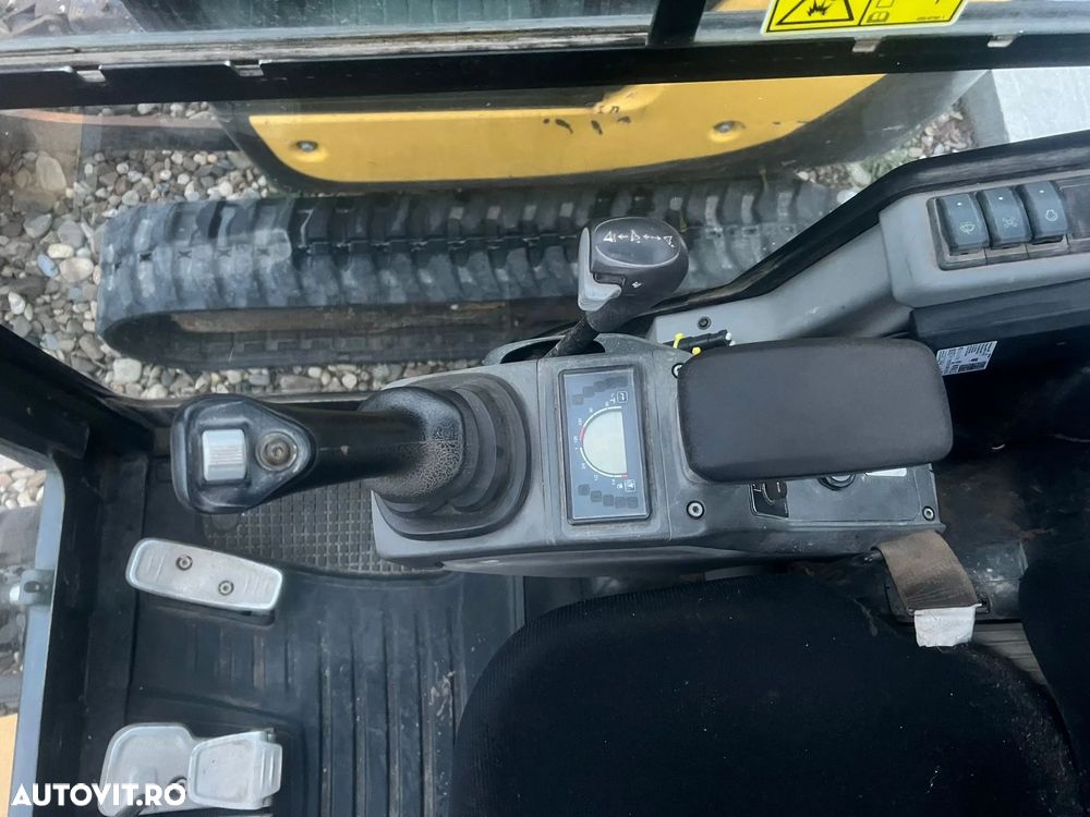 Caterpillar 301,7D - 17