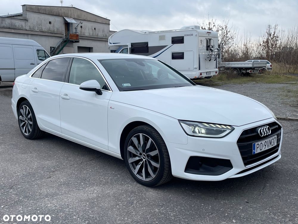 Audi A4 Limousine 35 TFSI S tronic S line - 1