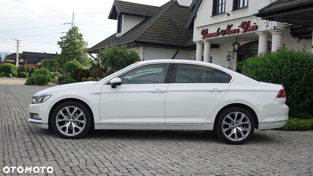 Volkswagen Passat - 12