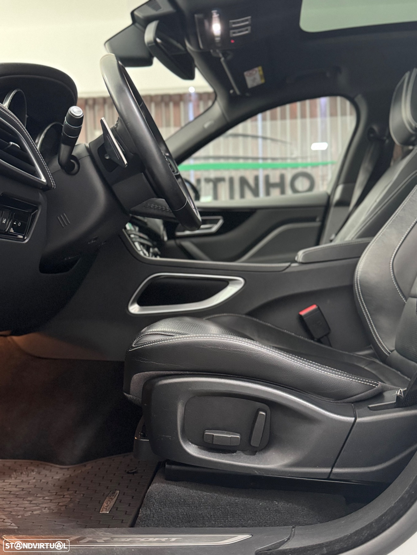 Jaguar F-Pace 2.0 i4D R-Sport Aut. - 16