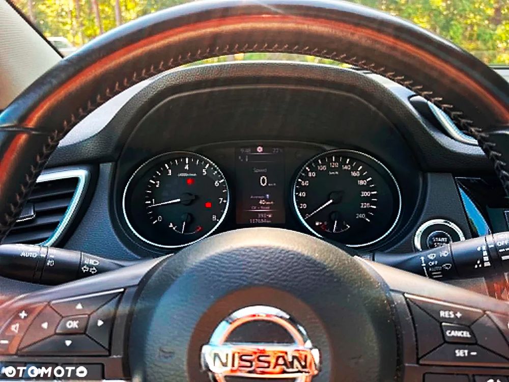Nissan Qashqai 1.6 DIG-T Tekna - 24