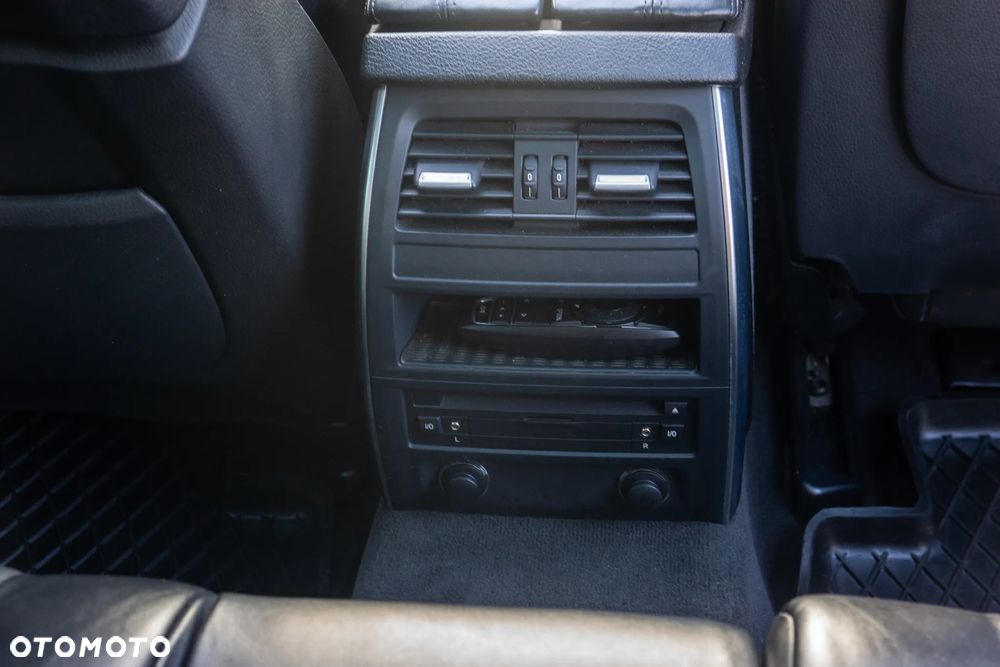 BMW 5GT 530d - 17