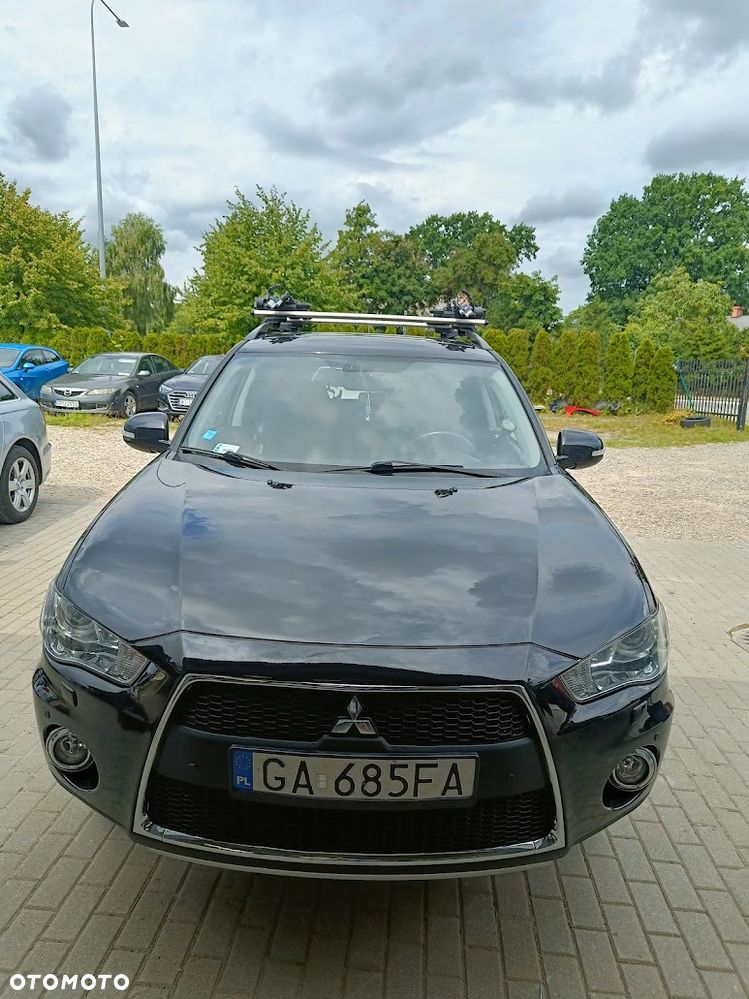 Mitsubishi Outlander 2.0 Intense + 2WD CVT - 1