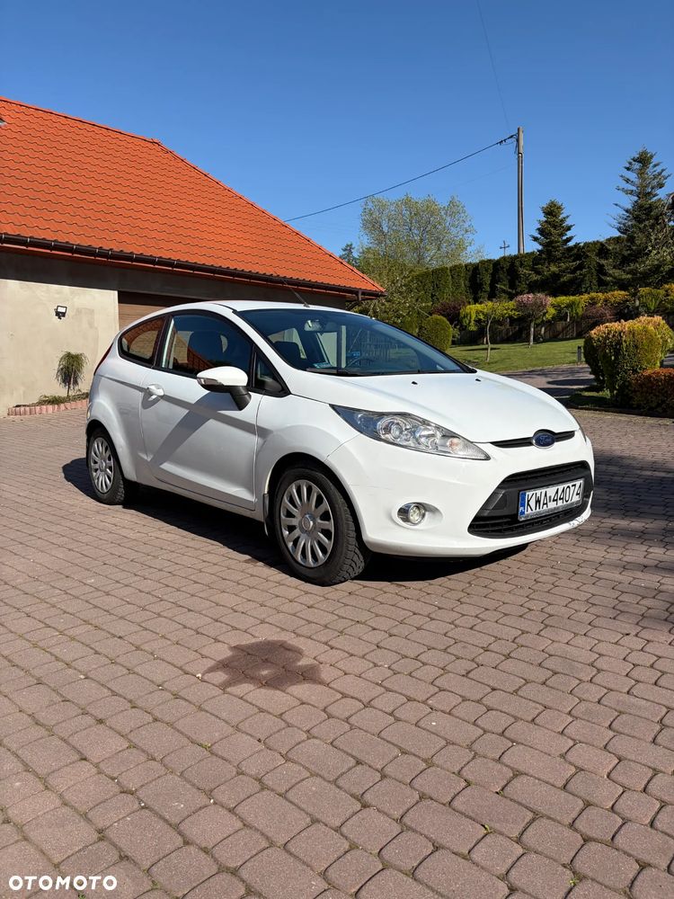 Ford Fiesta - 2