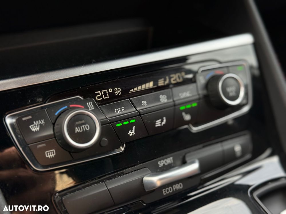 BMW Seria 2 218d - 18