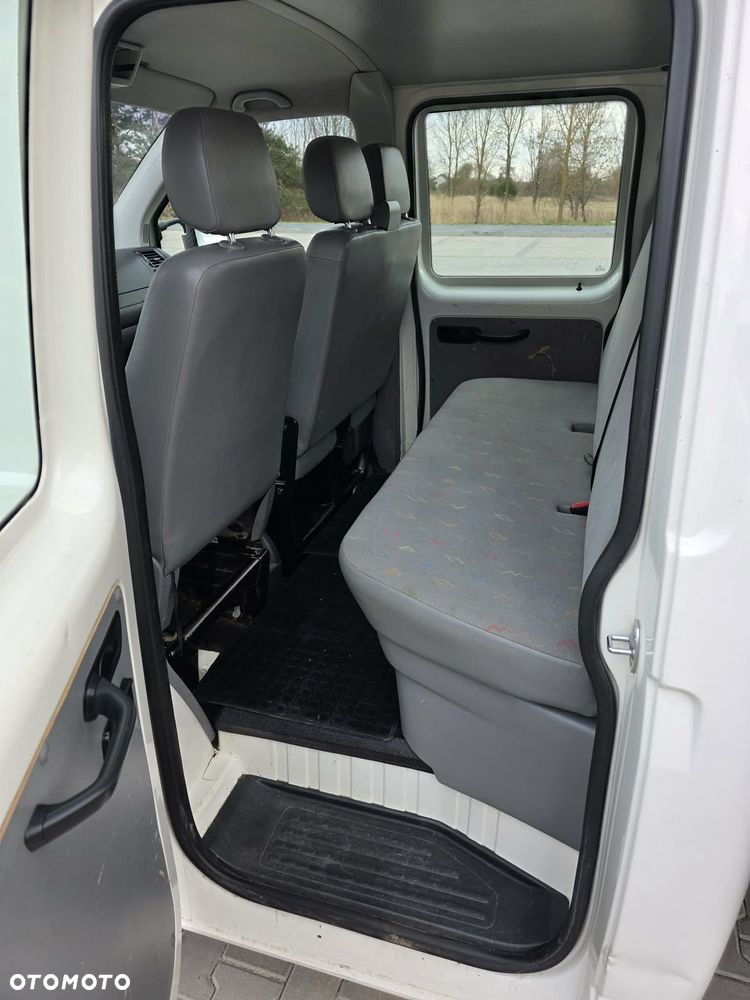 Volkswagen Transporter - 19