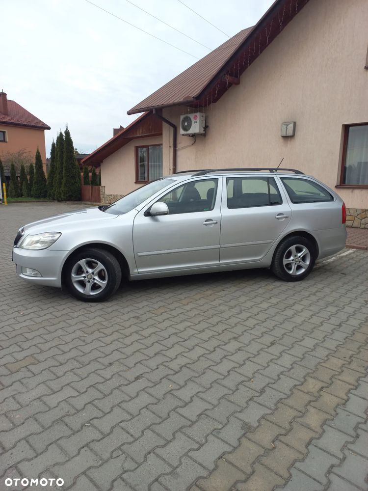 Skoda Octavia 1.6 TDI Active - 10