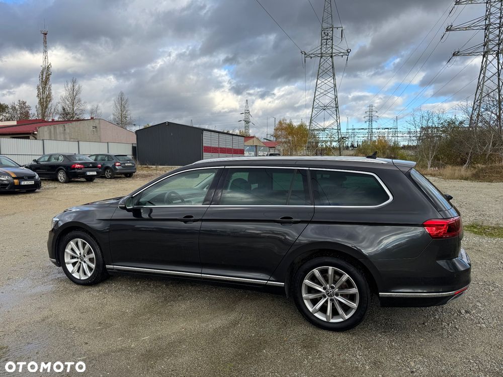 Volkswagen Passat Variant 2.0 TDI SCR DSG Highline - 3