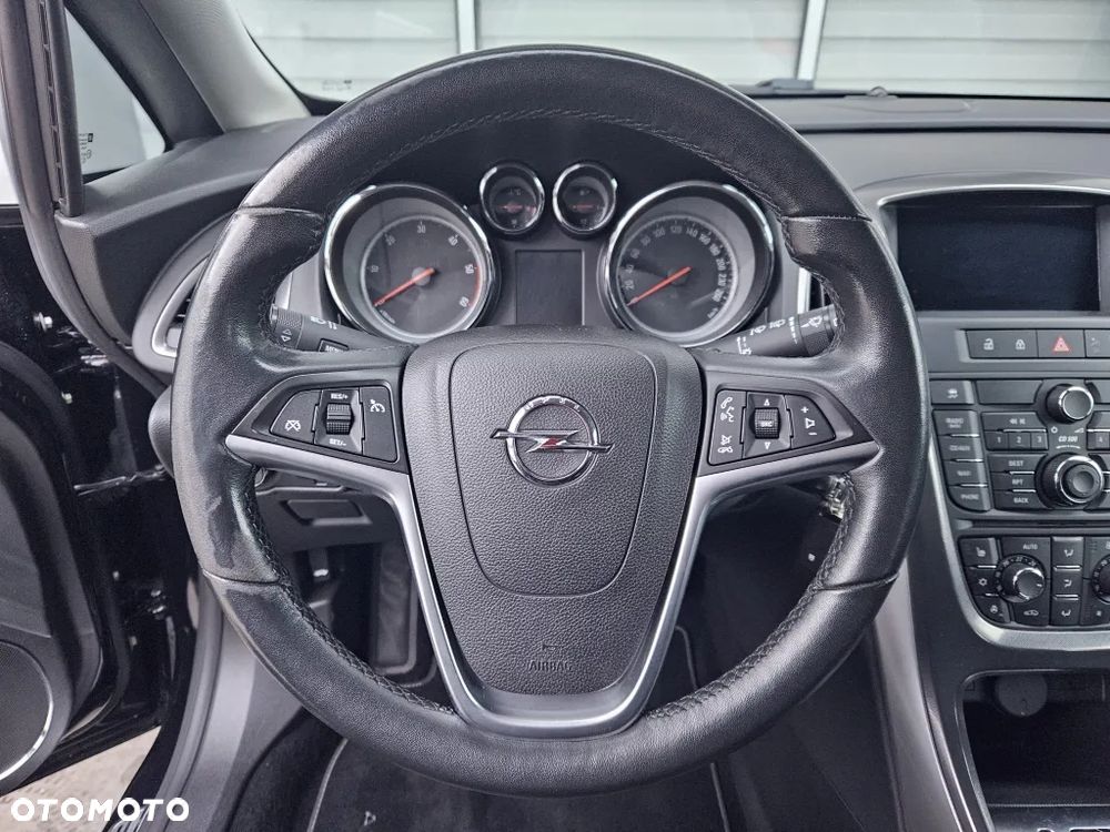 Opel Astra 2.0 CDTI DPF Automatik Cosmo - 11