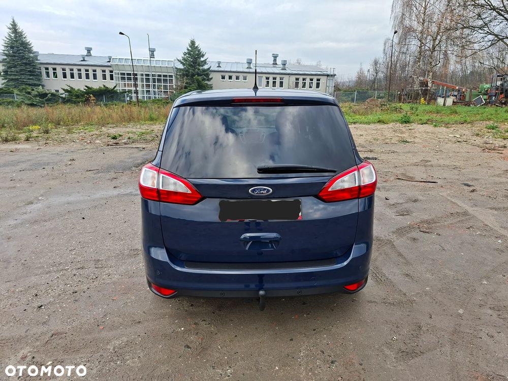 Ford Grand C-MAX - 10