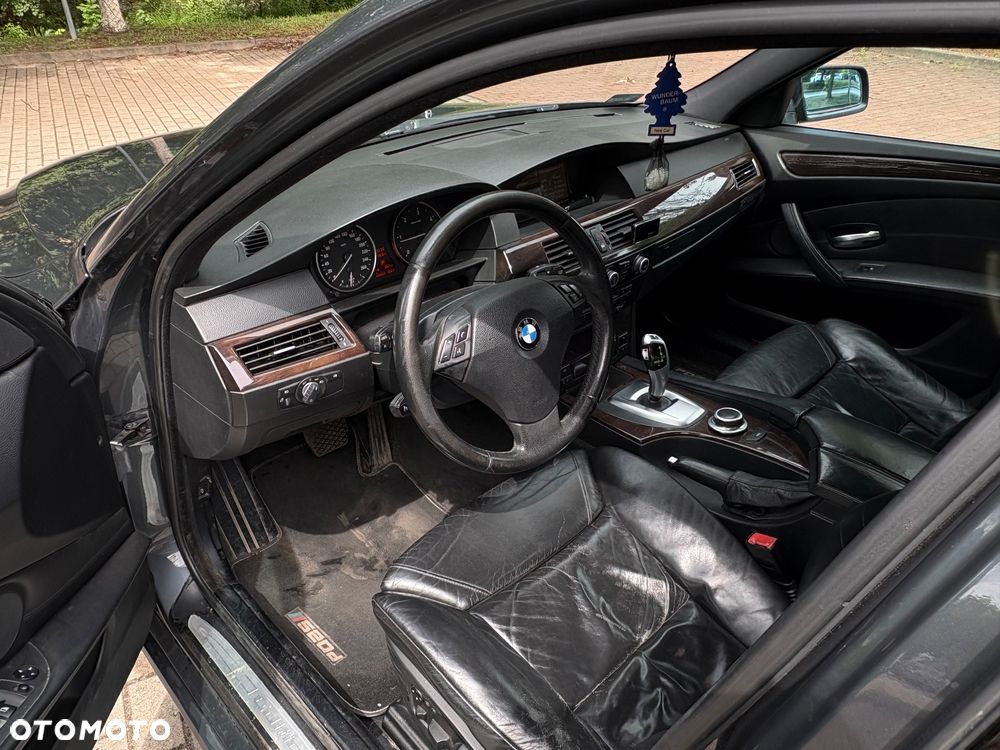 BMW Seria 5 - 12