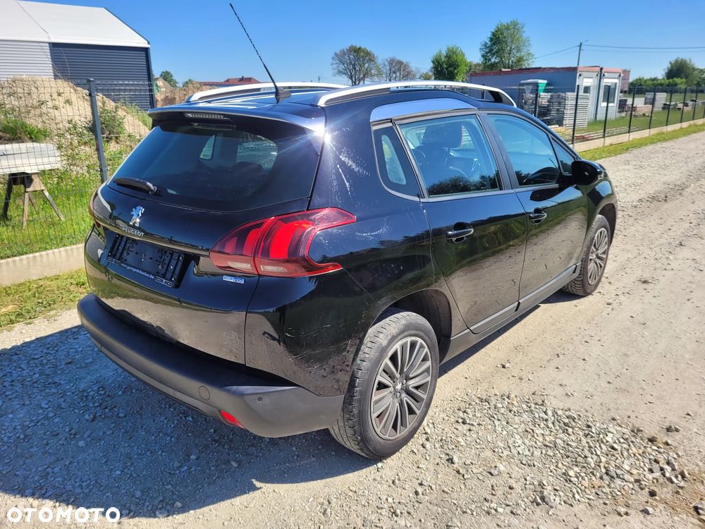 Peugeot 2008 - 12
