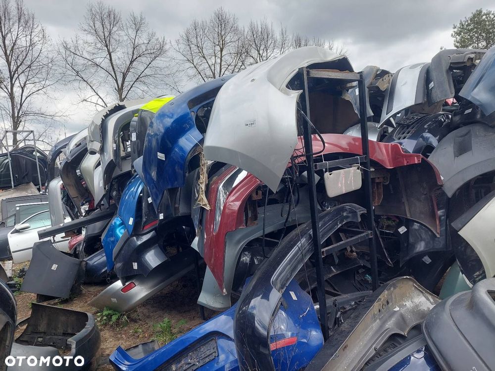 KOMPLETNY TYŁ KLAPA BAGAŻNIKA ZDERZAK TYŁ LAMPY OPEL ZAFIRA A Z298 - 13