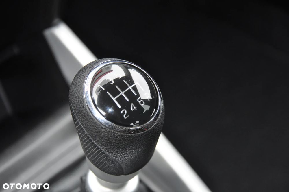 Suzuki Vitara - 32