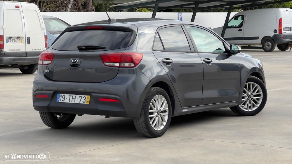 Kia Rio 1.2 CVVT Urban - 6