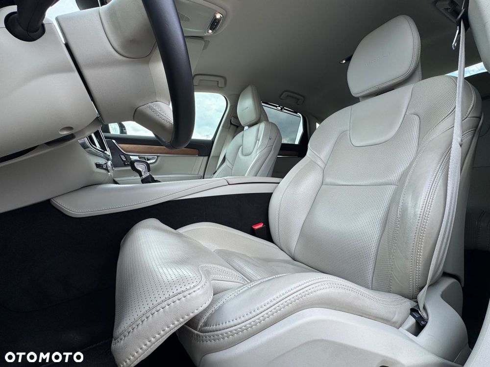 Volvo S90 - 15