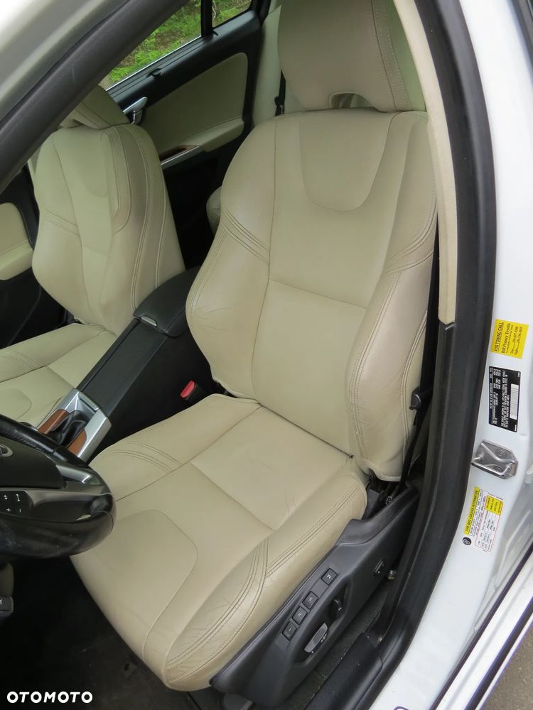 VOLVO S60 II LIFT LONG INSCRIPTION CHRISTAL WHITE PEARL 707-46 2.0 T5 B4204T11 NA CZĘŚCI - 29