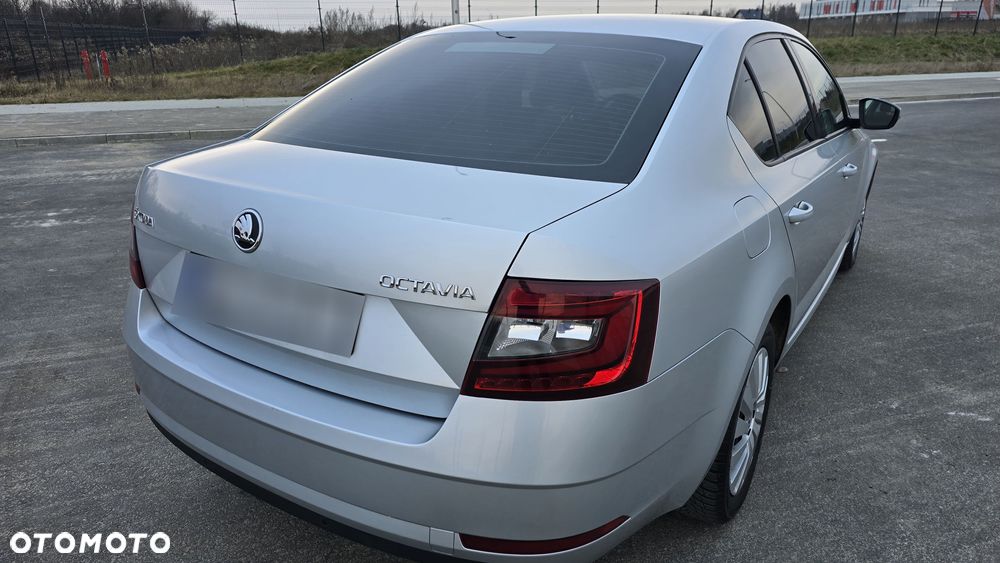 Skoda Octavia 1.6 TDI Ambition - 5