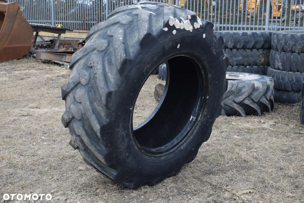 Opona/ opony 15.5/80 R24 400/80 R24 Michelin Solideal - 15