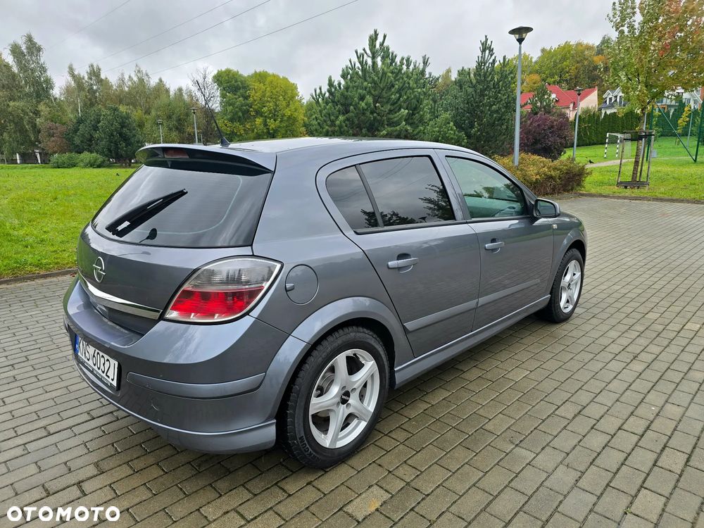 Opel Astra 1.6 Sport - 4