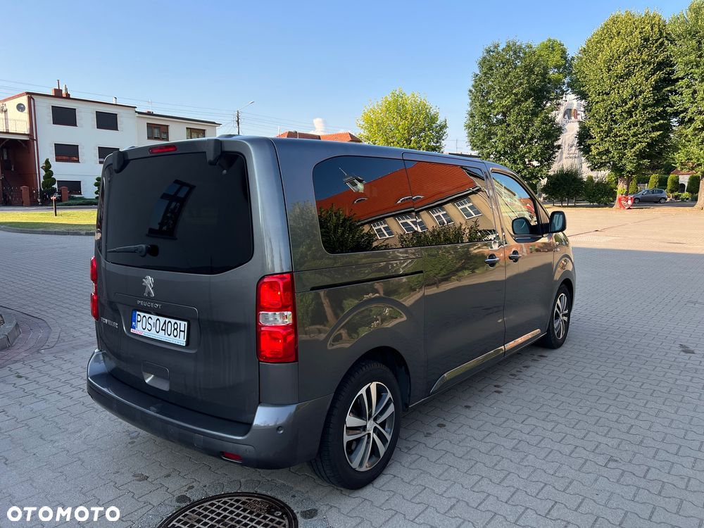 Peugeot Traveller - 6