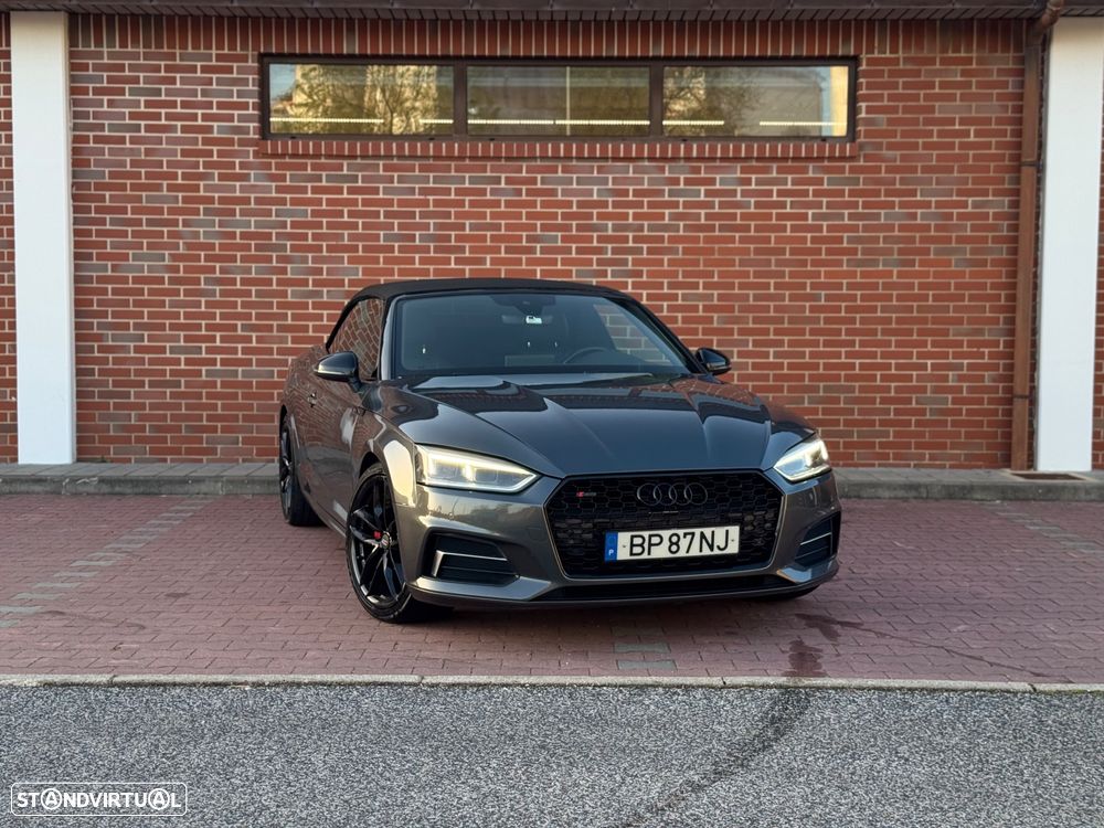 Audi A5 Cabrio 40 TDI S tronic S line - 1