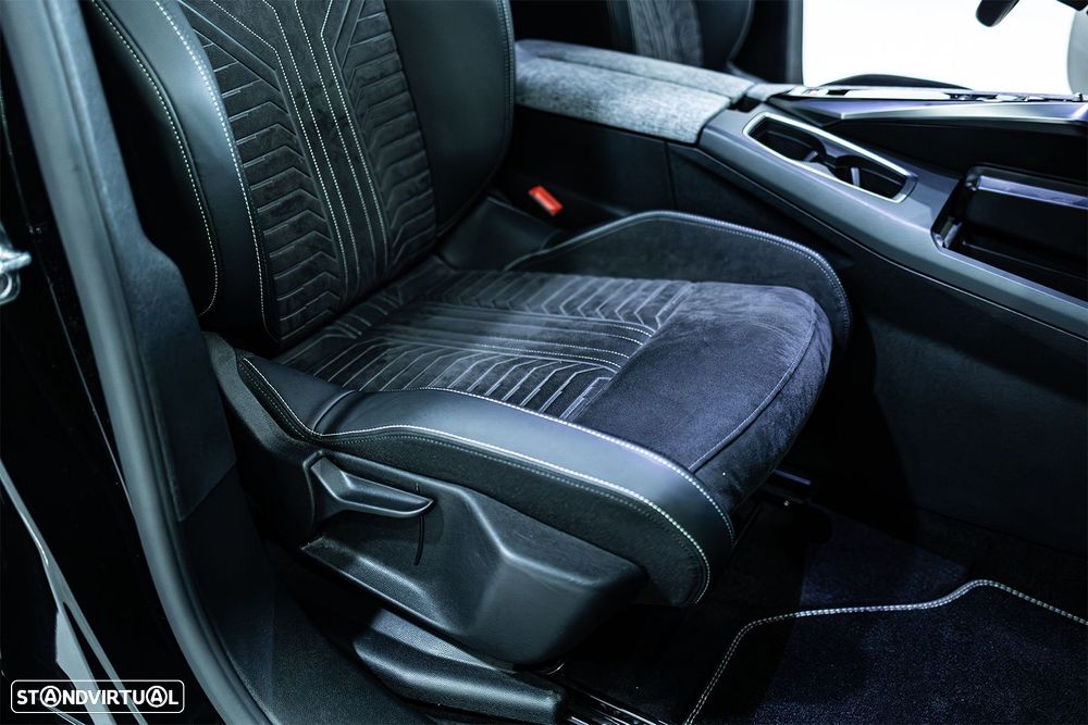 Peugeot 5008 1.6 Plug-in Hybrid GT e-DCS7 - 25