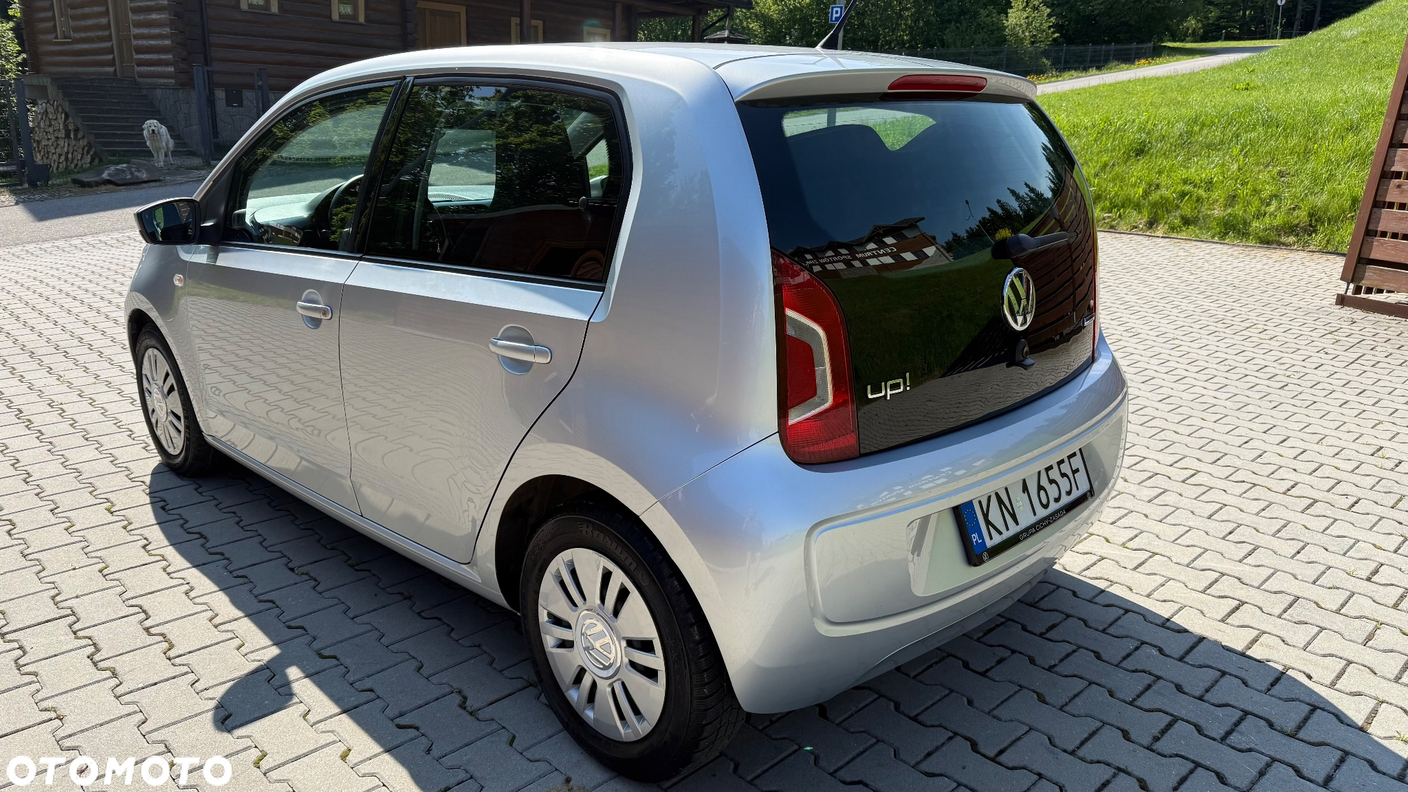 Volkswagen up! (BlueMotion Technology) high - 2