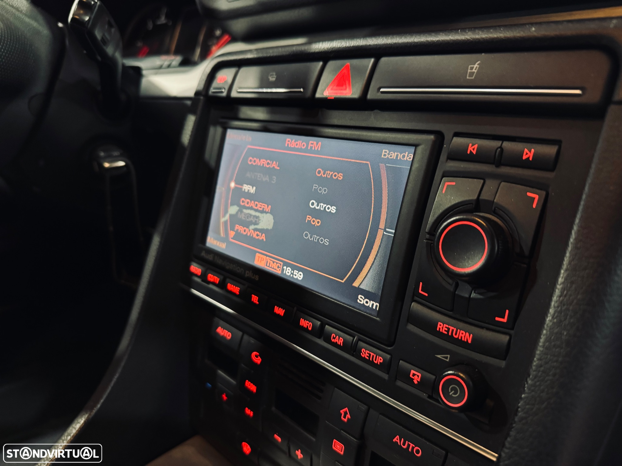 Audi A4 Avant 2.0 TDI S-line - 16