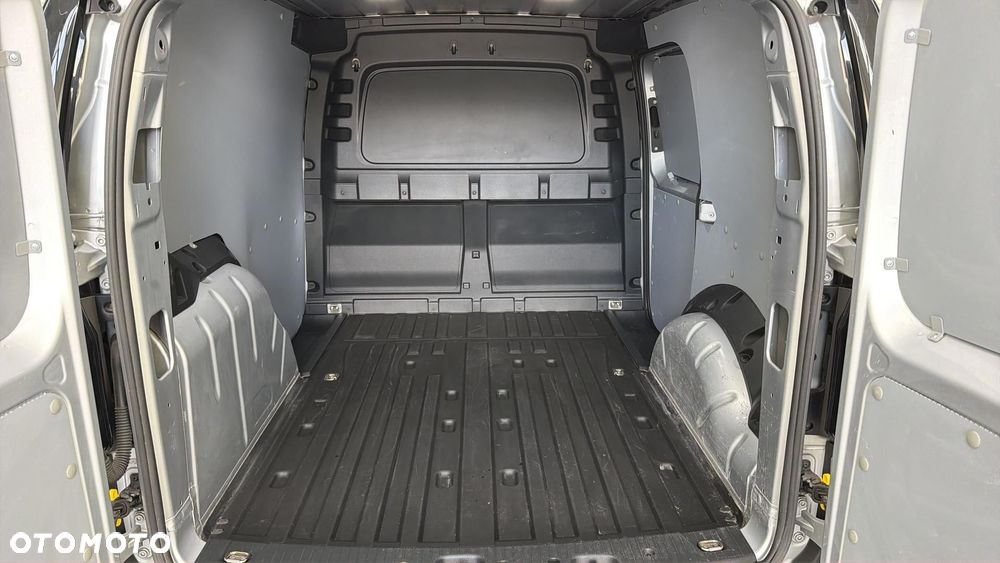 Volkswagen Caddy - 17