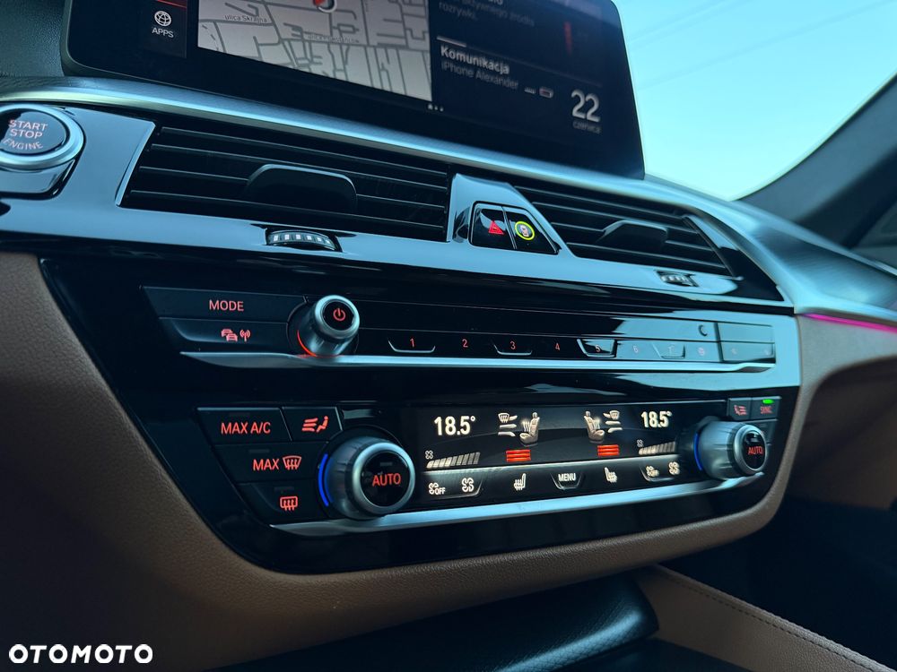 BMW Seria 5 530d xDrive M Sport Edition - 25