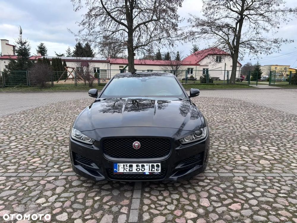 Jaguar Xe