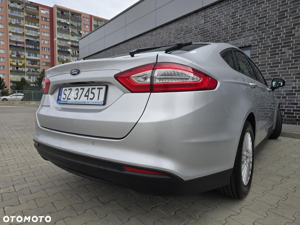 Ford Mondeo 2.0 TDCi Ambiente - 11