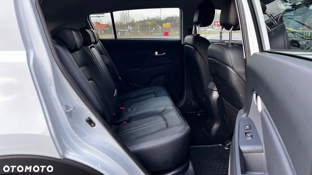 Kia Sportage 2.0 CRDI XL - 30