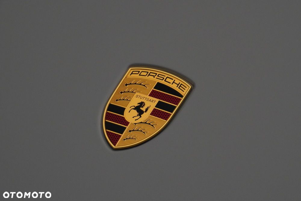 Porsche Taycan 105kWh 4S Performance Plus - 11