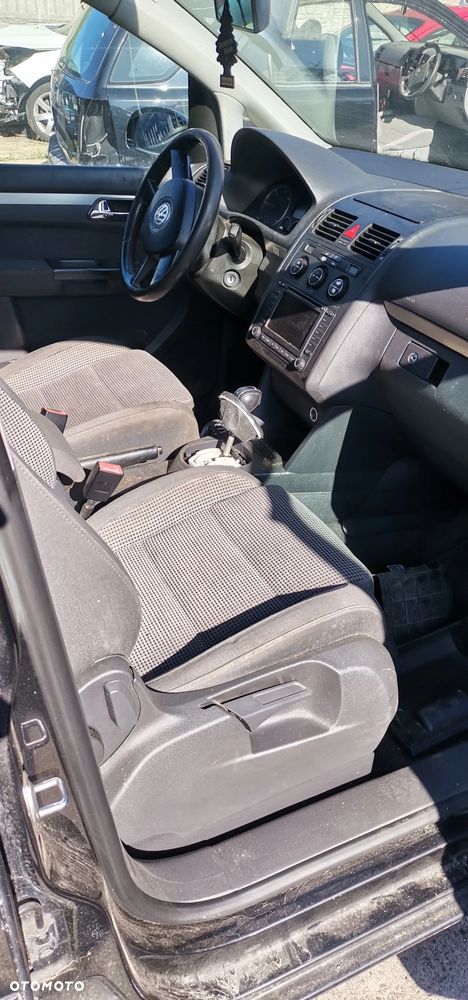 VW TOURAN 2.0 BKD silnik skrzynia fotele maska klapa szyby lusterko - 7