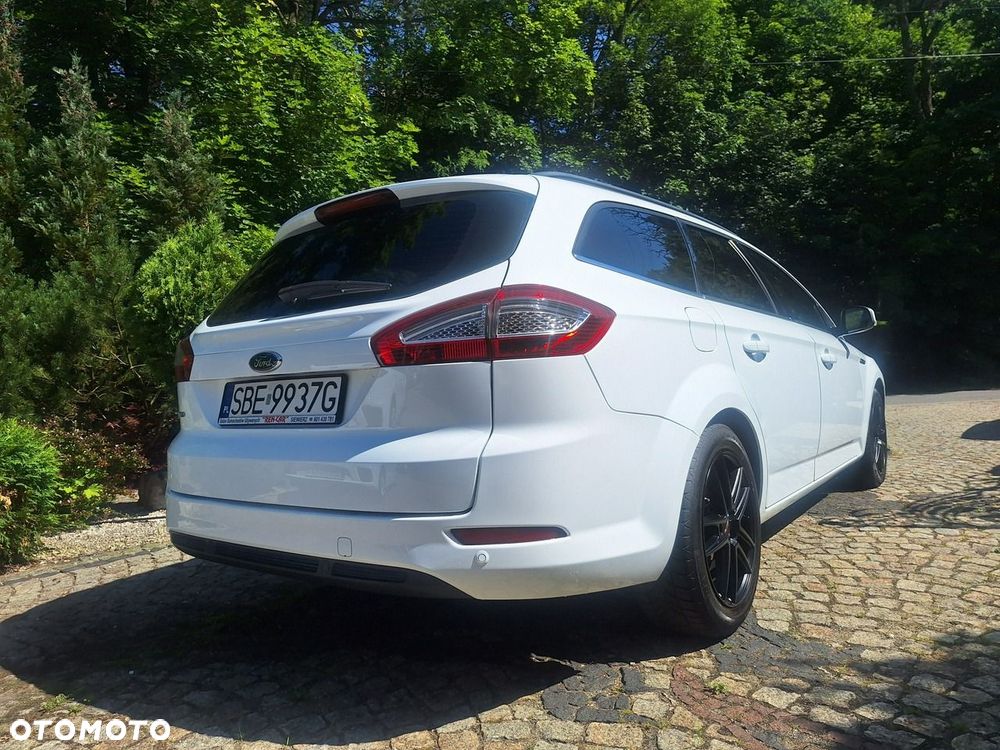 Ford Mondeo 2.0 TDCi Titanium - 27