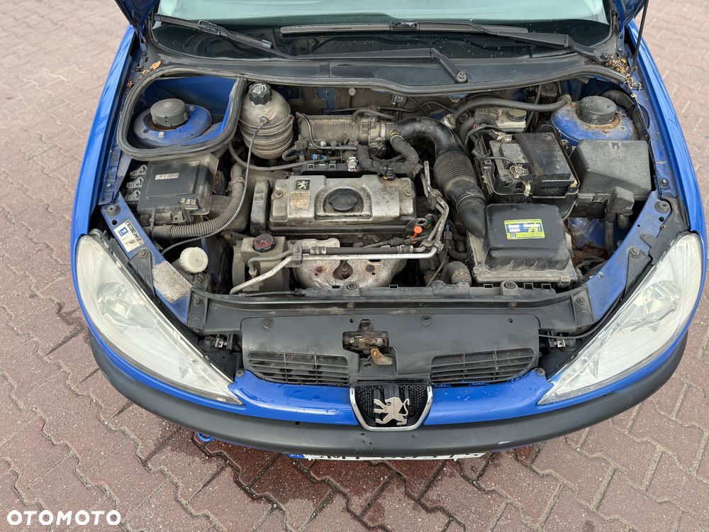 Peugeot 206 1.1 XR Presence - 28