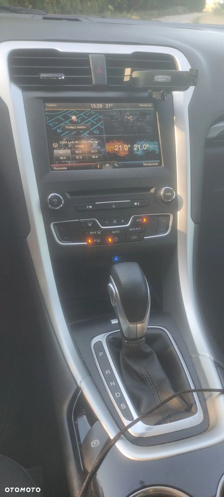 Ford Fusion - 8
