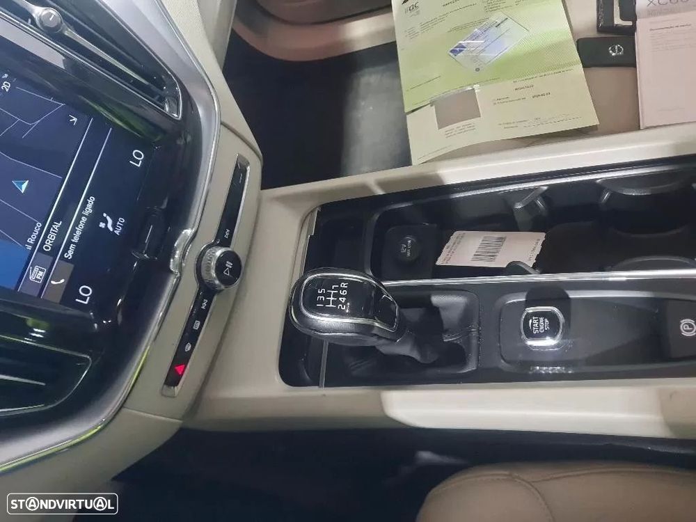 Volvo XC 60 2.0 D3 Momentum - 20