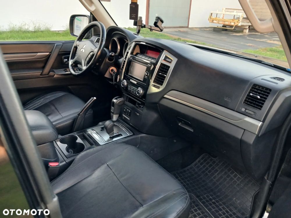 Mitsubishi Pajero 3.2 DID Instyle - 9
