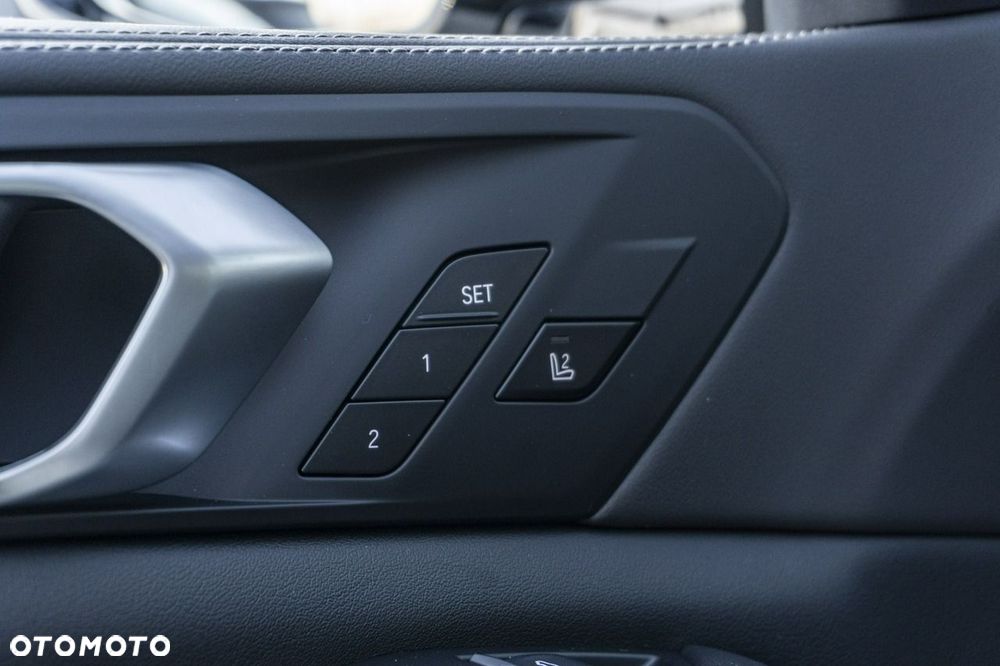 BMW X5 xDrive30d - 24
