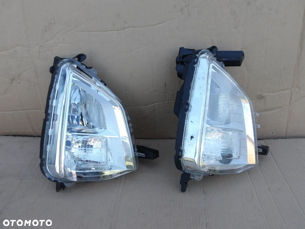 HALOGEN LEWY MITSUBISHI ECLIPSE CROSS W4323 - 2