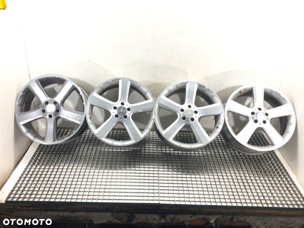 FELGI ALUMINIOWE KOMPLET 20 8.5J 5X112 ET56 ŚRODEK CENTR. 66.6  MERCEDES-BENZ KLASA M (W164) 2005 - - 1
