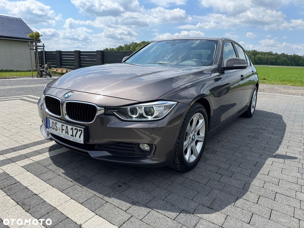 BMW Seria 3 318d Blue Performance Luxury Line - 3