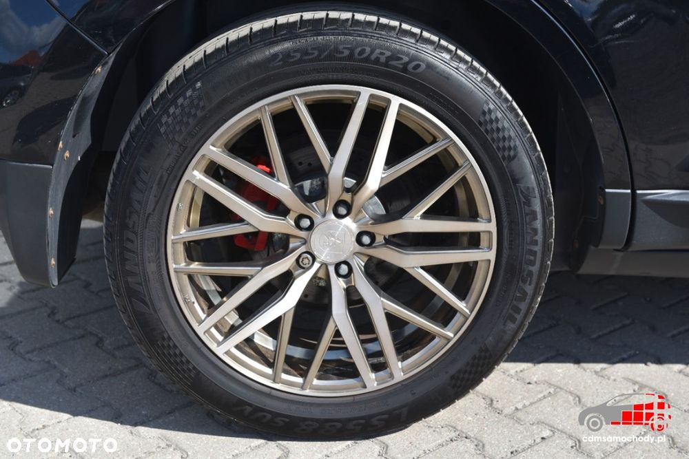 Ford Edge - 12