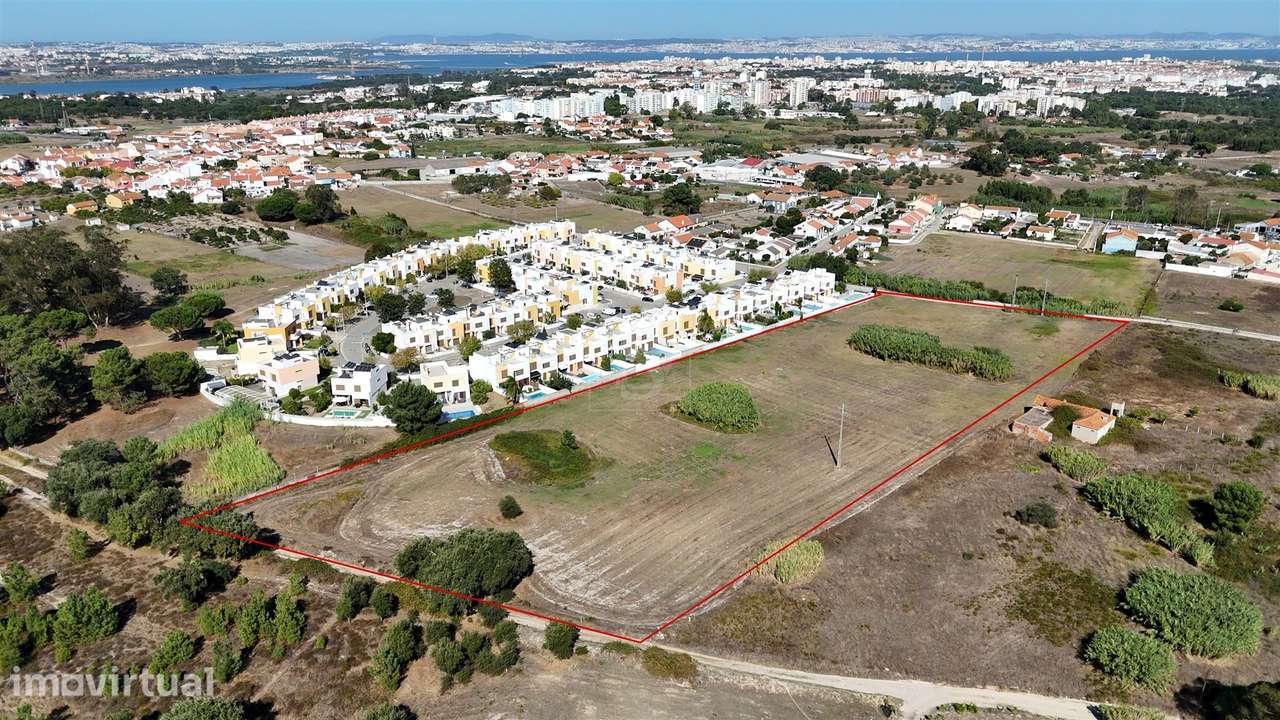 Terreno Para Construção  Venda em Santo António da Charneca,Barreiro - Grande imagem: 5/6