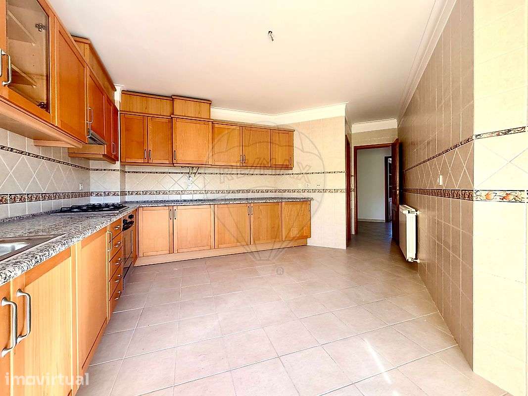 Apartamento T3 para arrendamento - Grande imagem: 2/18
