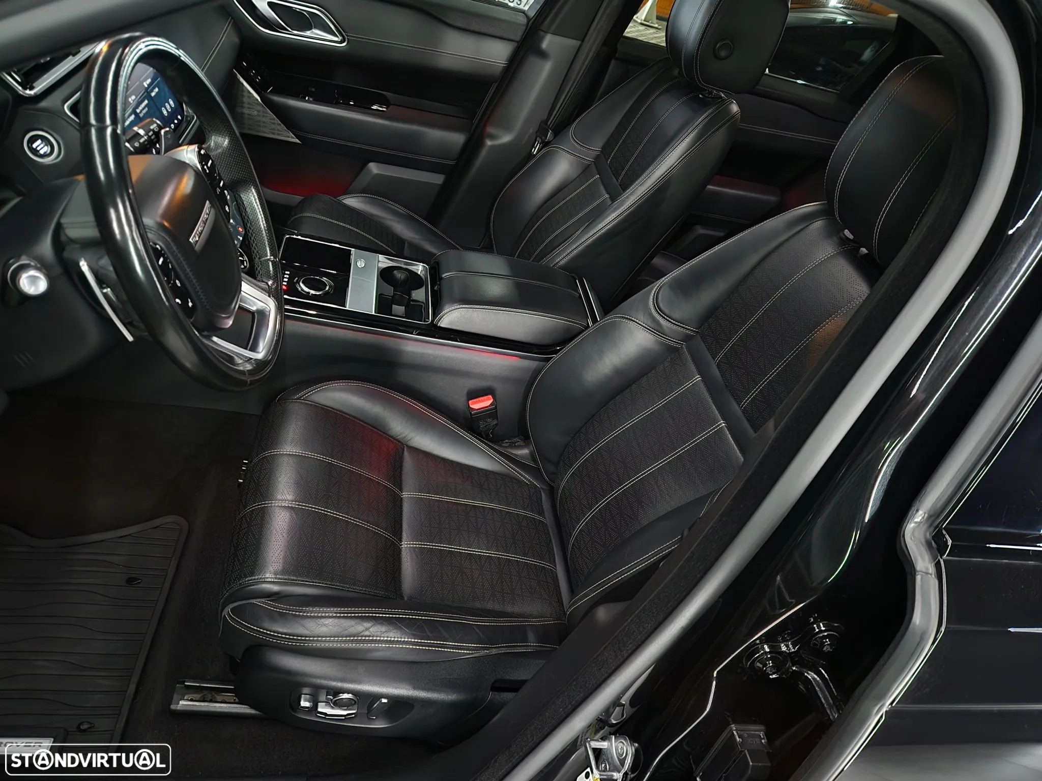 Land Rover Range Rover Velar 3.0 D R-Dynamic HSE - 10